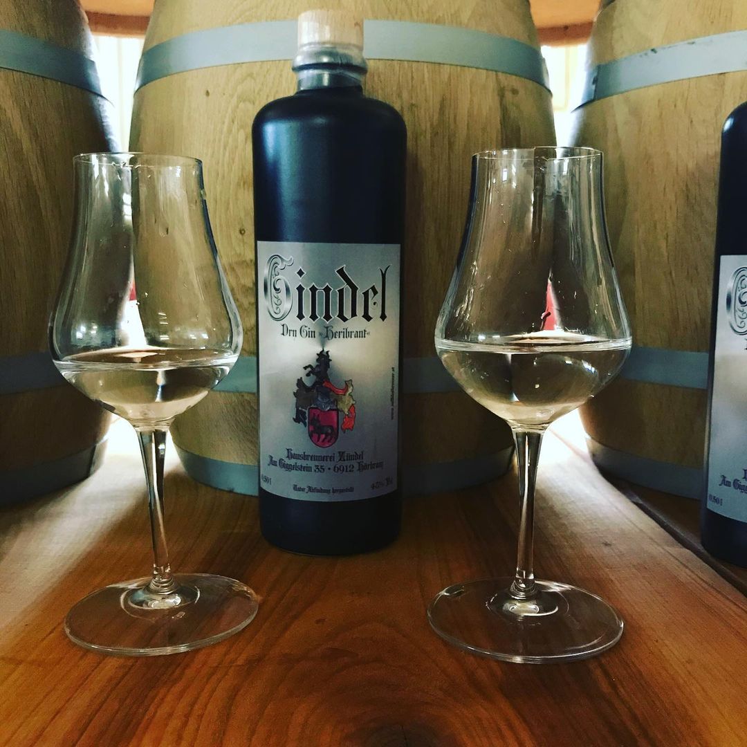 Markus und Cengiz, Vollblutbrenner, Gin, Hofladen, Landwirtschaft, Bio Markus und Cengiz, Vollblutbrenner, Gin, Hofladen, Landwirtschaft, Bio